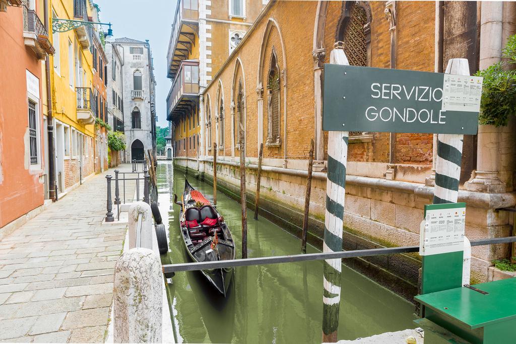 Ve.N.I.Ce Cera Casa Santo Stefano Apartment Venice Luaran gambar