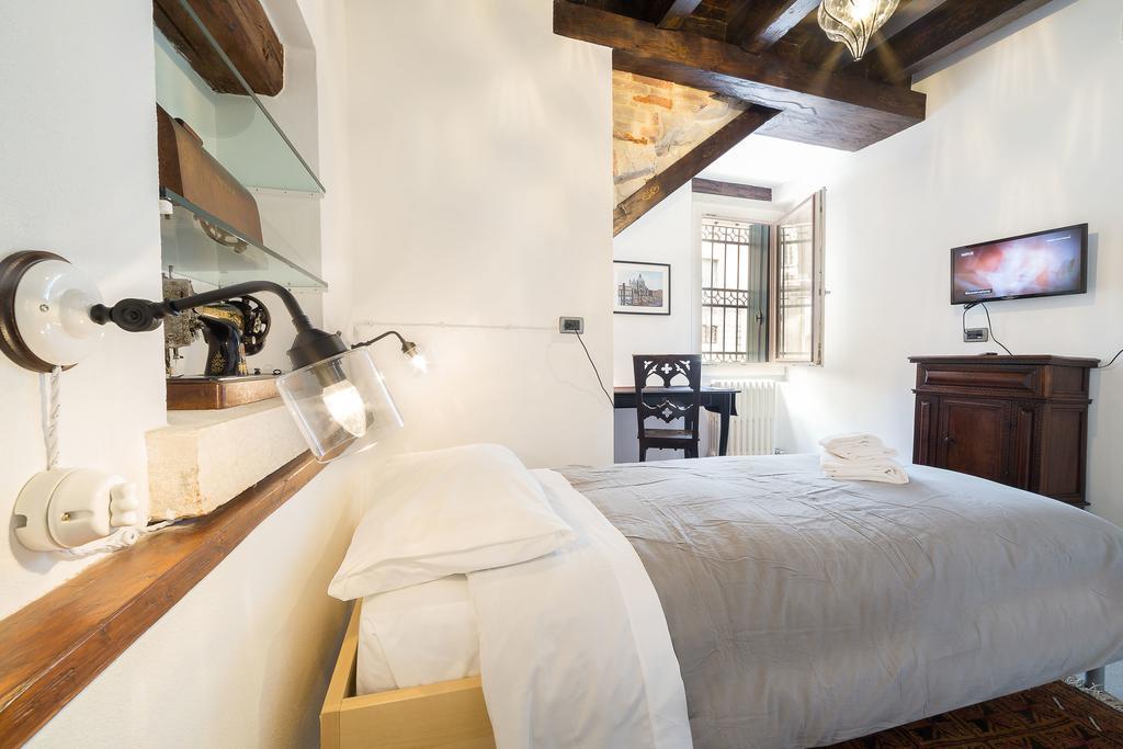 Ve.N.I.Ce Cera Casa Santo Stefano Apartment Venice Luaran gambar